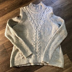 Cold shoulder Sweater